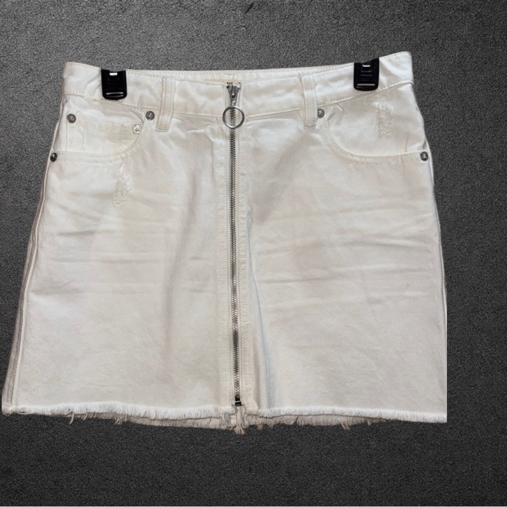Free People Zip It Up Mini Skirt White Size 27 NWT